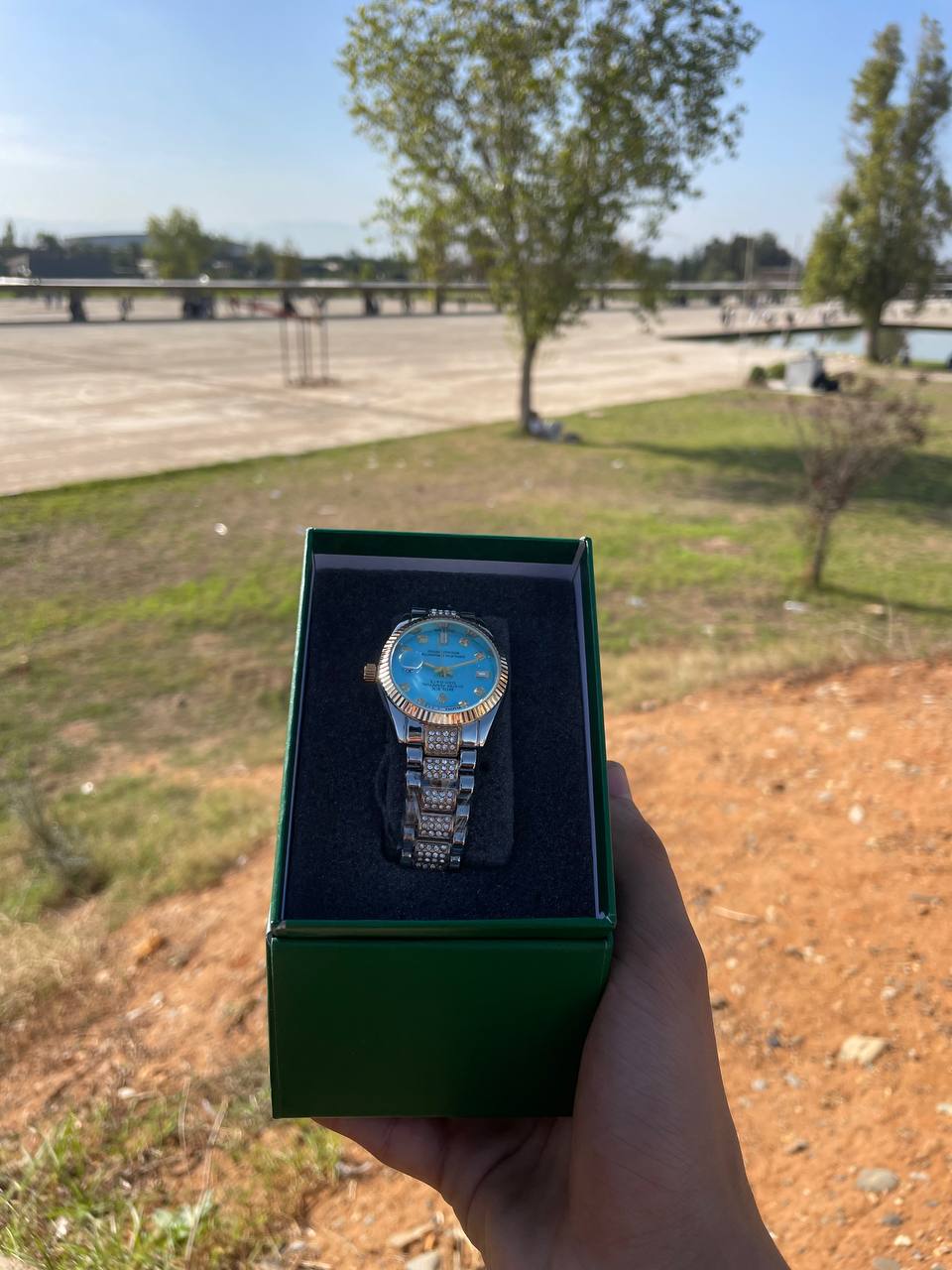 MONTRE ROLEX POUR FEMMES ⌚