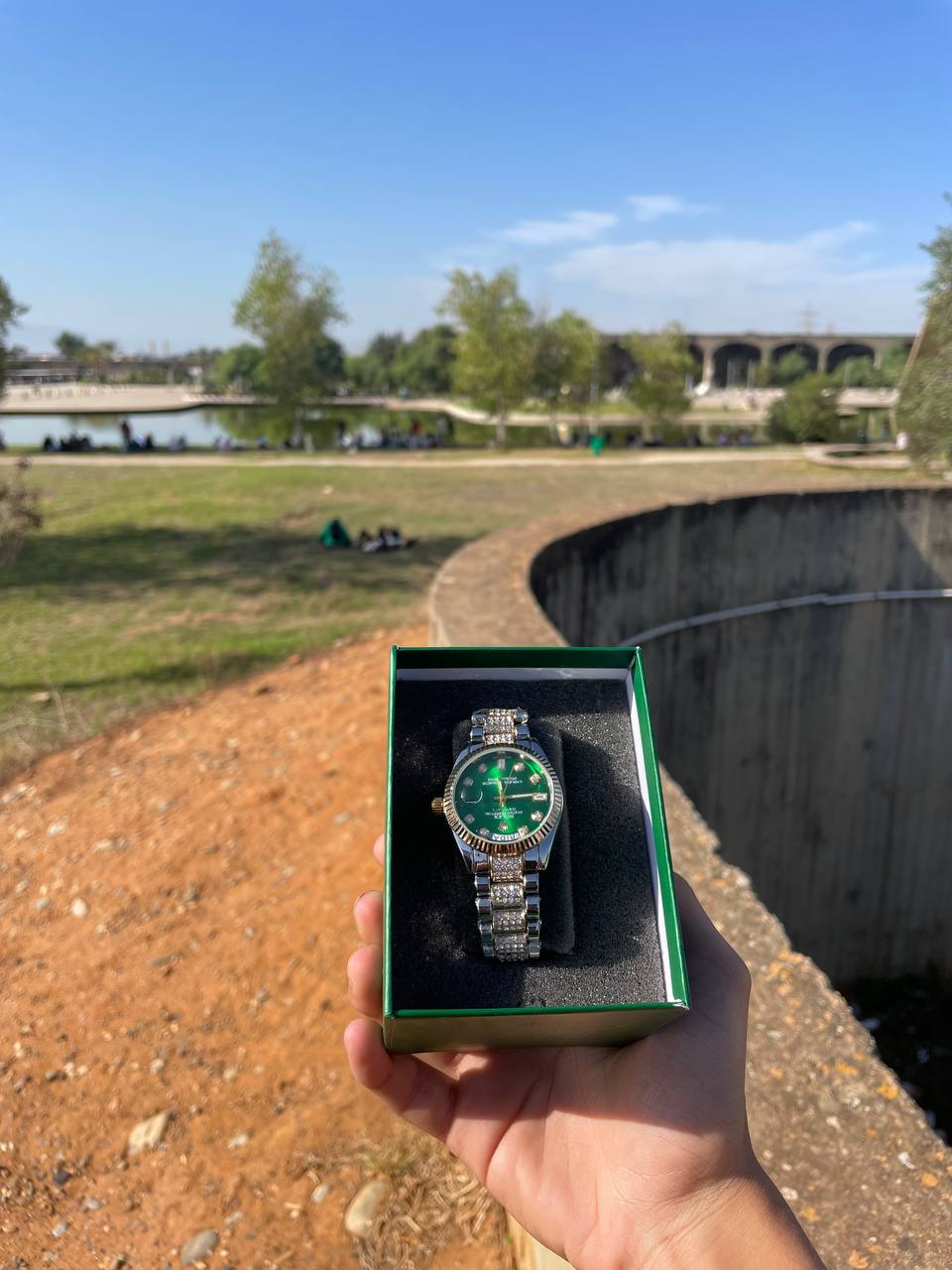 MONTRE ROLEX POUR FEMMES ⌚